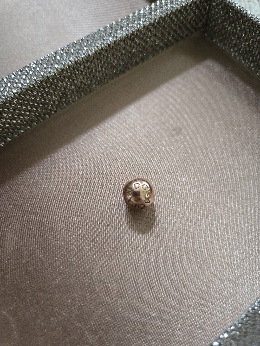 Pandora Logo Rose Gold Clip Charm - Picture 3 of 5